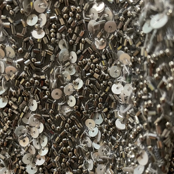 Parker Cap-sleeve Beaded Cocktail Dress Silver - Picture 4 of 6